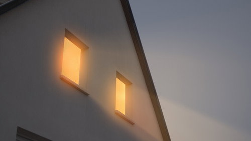 Minuit derrière l'église