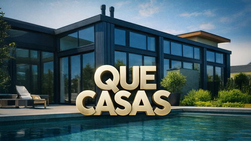 Que Casas - Season 1 Backdrop Blur
