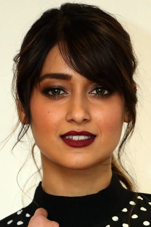 Ileana D' is