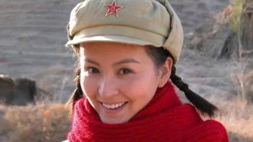 走天山的女人
