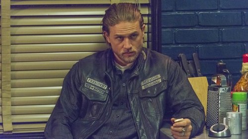 Escena del episodio 5 de la temporada 7 de la serie Hijos de la anarquía