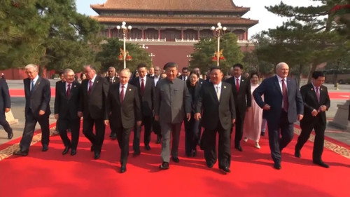 Les Empires contre-attaquent