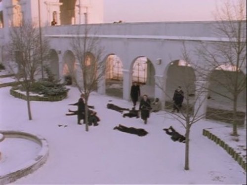 Escena del episodio 10 de la temporada 1 de la serie Nikita