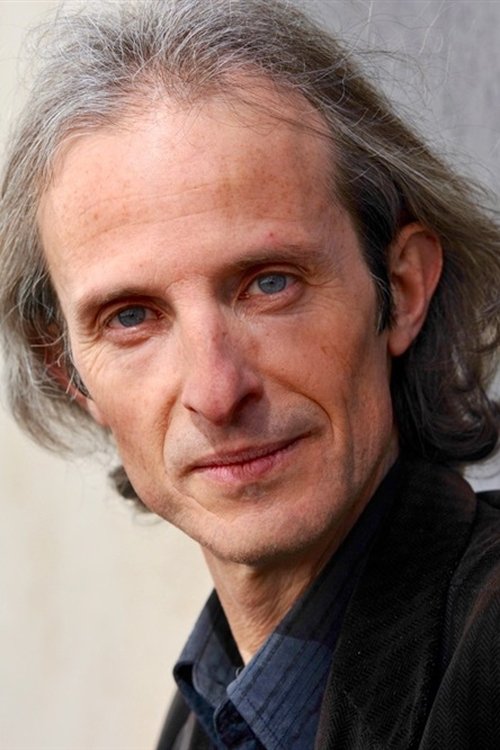 Picture of Yann Lecorre