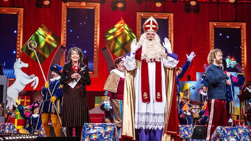 Sinterklaasjournaal - De vlag van Sinterklaas Backdrop Blur