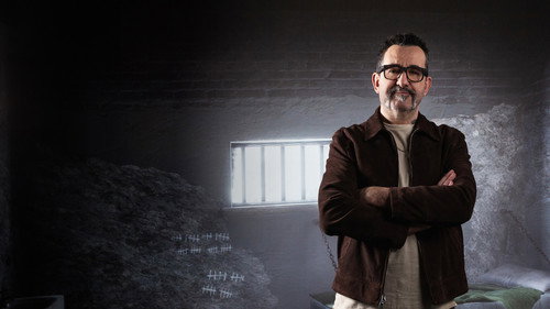Blindati: Viaggio Nelle Carceri Backdrop Blur