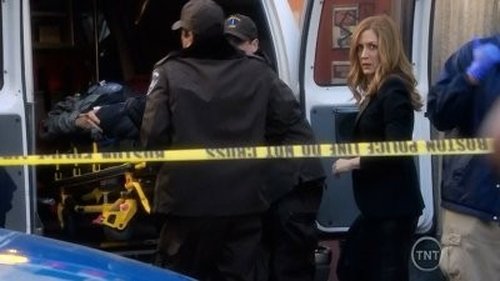 Escena del episodio 1 de la temporada 3 de la serie Rizzoli & Isles