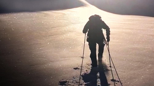 Dalle Alpi al tetto del mondo: In montagna con Marco Confortola - Season 1 Backdrop Blur