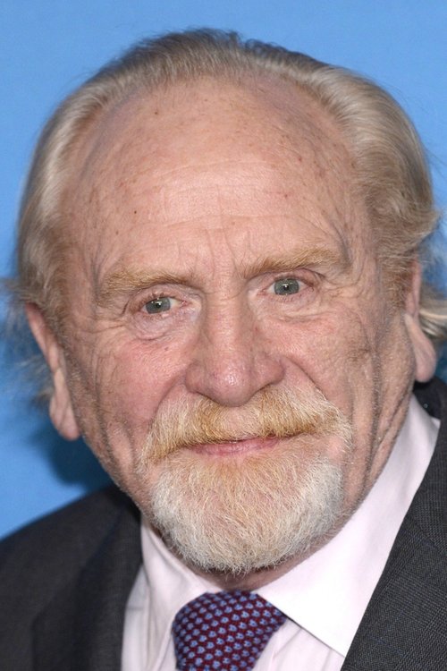 Kép: James Cosmo színész profilképe