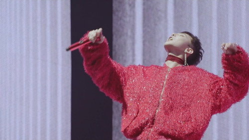 G-DRAGON 2017 WORLD TOUR [ACT III, M.O.T.T.E] IN JAPAN