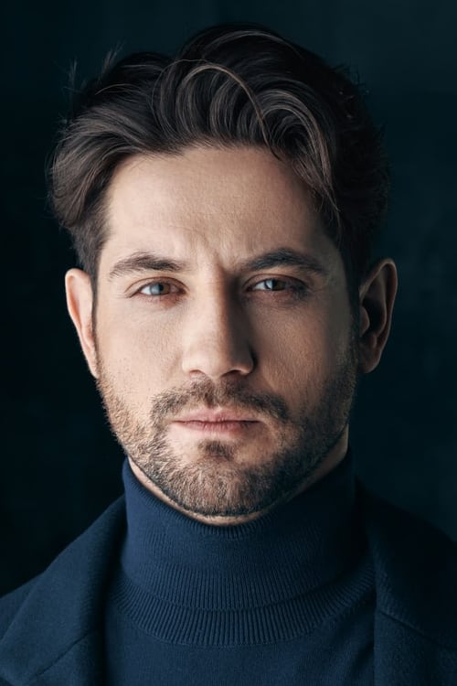 Kép: Mark Bogatyrev színész profilképe