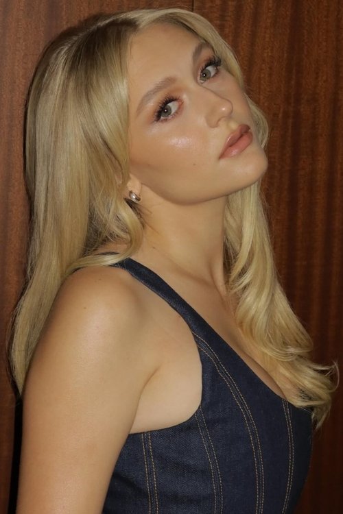 Image de Alyvia Alyn Lind