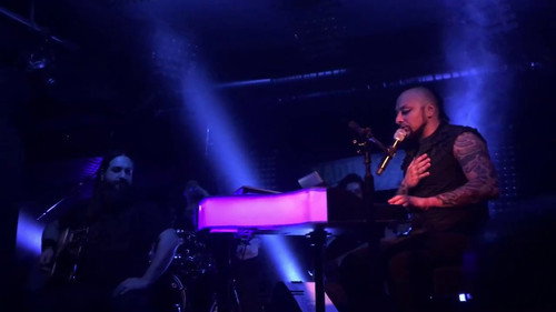 Hayko Cepkin Dijital Akustik Konser Backdrop Blur