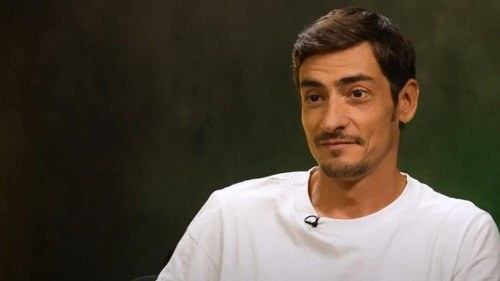 Claude from Koh-Lanta reveals what goes on behind the scenes of the show (cheating, money, betrayal...)
