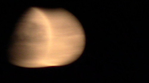 Jaquette La luna siempre es muy linda