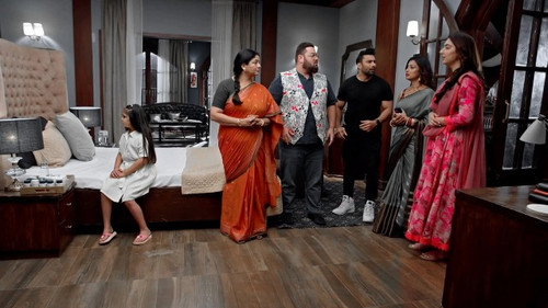 Pihu misbehaves at the party