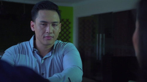 Escena 1 de Lelaki Itu Pemilik Hatiku