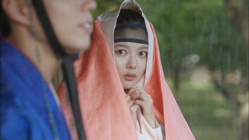 Love in the Moonlight still