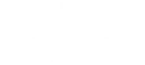 Batman: Cruzado Encapuzado - Logo 5