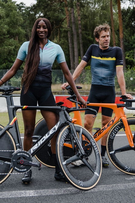 Escena 3 de De tijd van ons leven