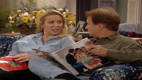 Escena del episodio 9 de la temporada 2 de Grace Under Fire