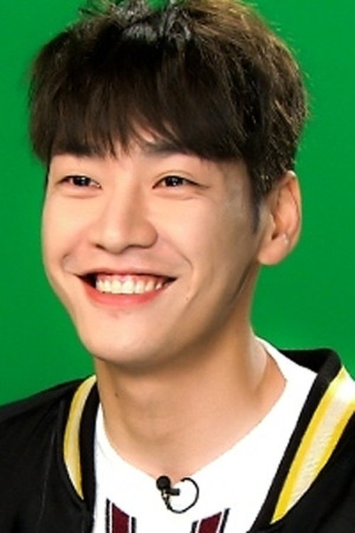 Kép: Kim Young-kwang színész profilképe
