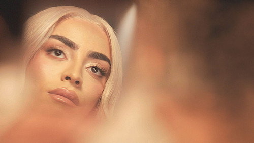 Bilal Hassani, bats-toi comme une fille mon fils
