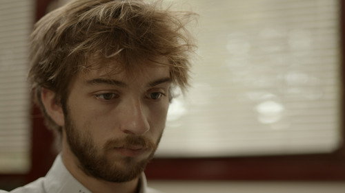 Minuit derrière l'église