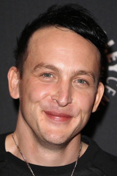 Kép: Robin Lord Taylor színész profilképe