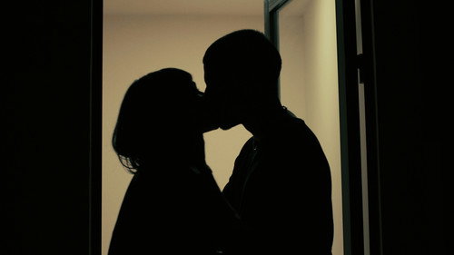 Él (Him) — Fondos 1