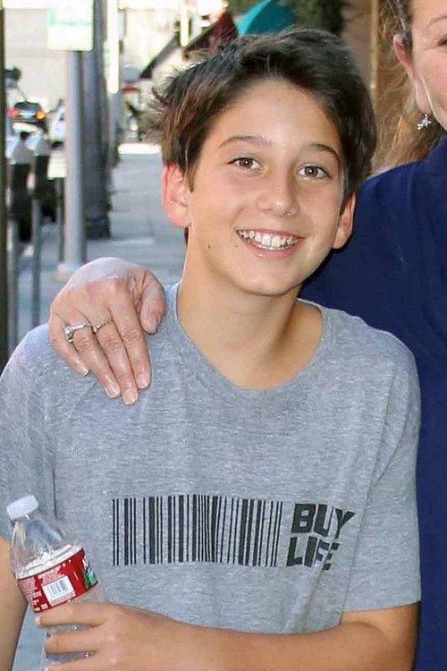 Kép: Milo Manheim színész profilképe