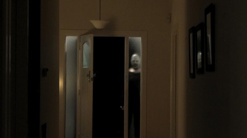 Close the Blinds Bild 2