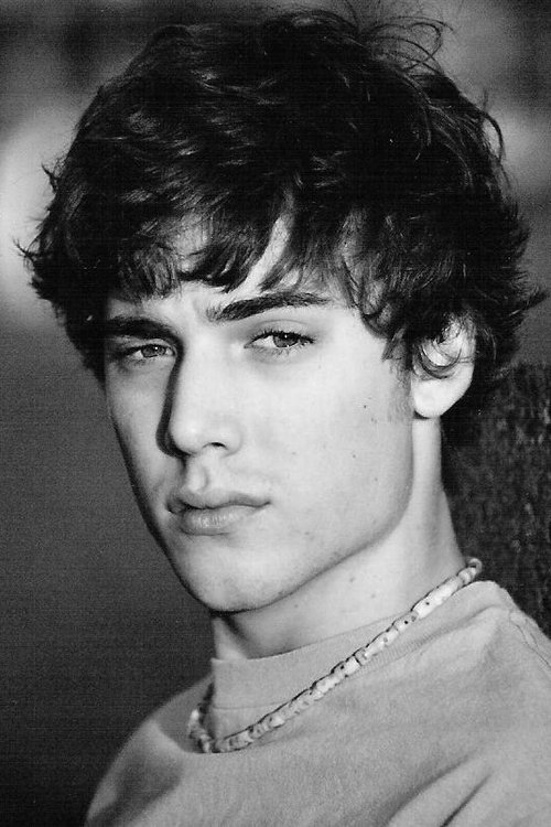 Image de Dustin Milligan