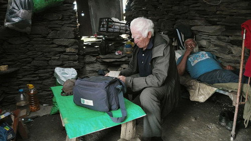 Der alte Arzt und sein Pferd - Über den Wolken Georgiens
