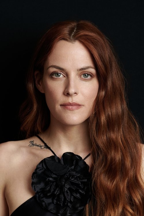 Kép: Riley Keough színész profilképe