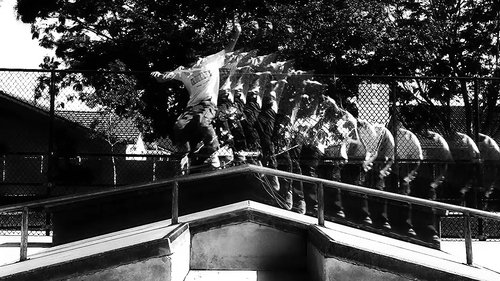 SKATE ROMANCE SKATE ROMANCE