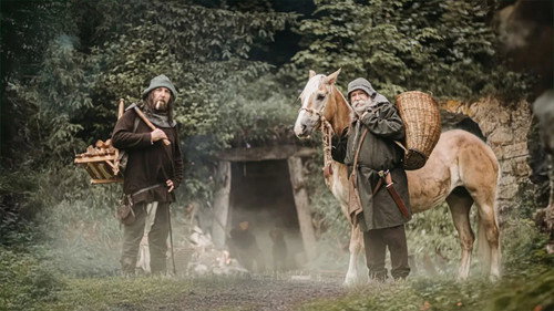 Silver, Speik and Sumpters Backdrop Blur