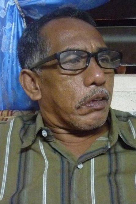 Man Kadir interpretando a Pak Zain