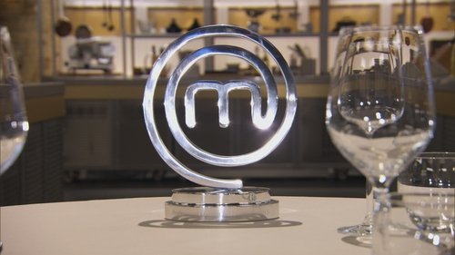 Escena del episodio 21 de la temporada 8 de la serie MasterChef: The Professionals