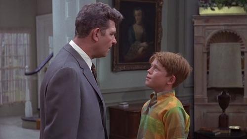 Escena del episodio 5 de la temporada 8 de la serie The Andy Griffith Show