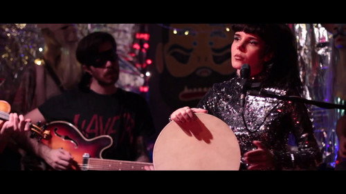 Gaye Su Akyol Inleten Nagmeler Backdrop Blur