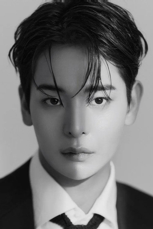 Choi Jong-woo photo 2