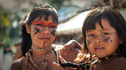 Amazônia: Entre a Vida e a Morte - Season 1 Backdrop Blur