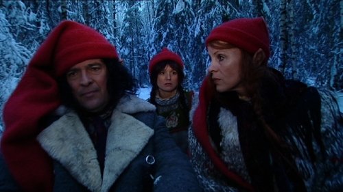 Escena del episodio 10 de la temporada 1 de la serie Jul på Månetoppen
