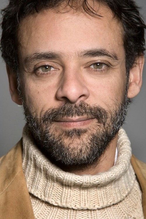 Kép: Alexander Siddig színész profilképe