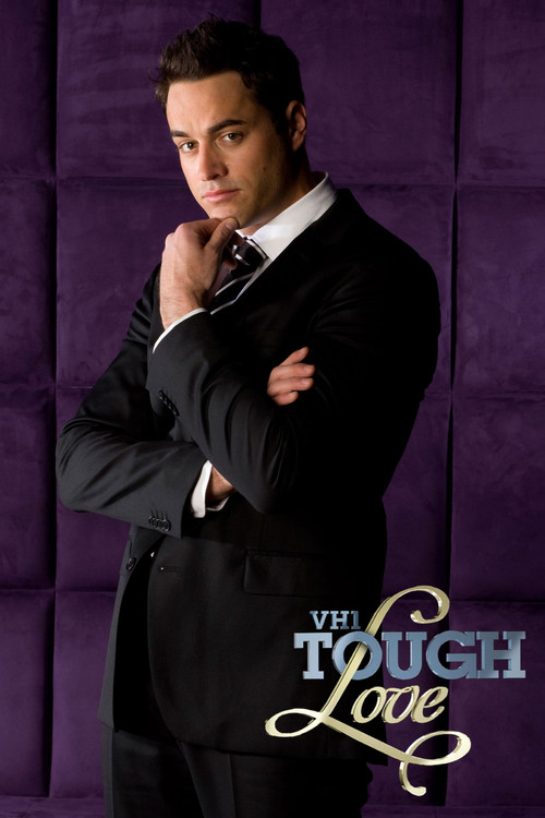 Escena 3 de Tough Love