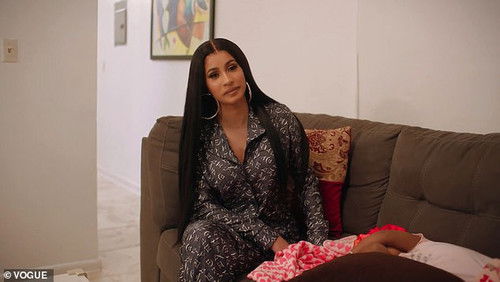 Escena del episodio 13 de la temporada 6 de 73 preguntas