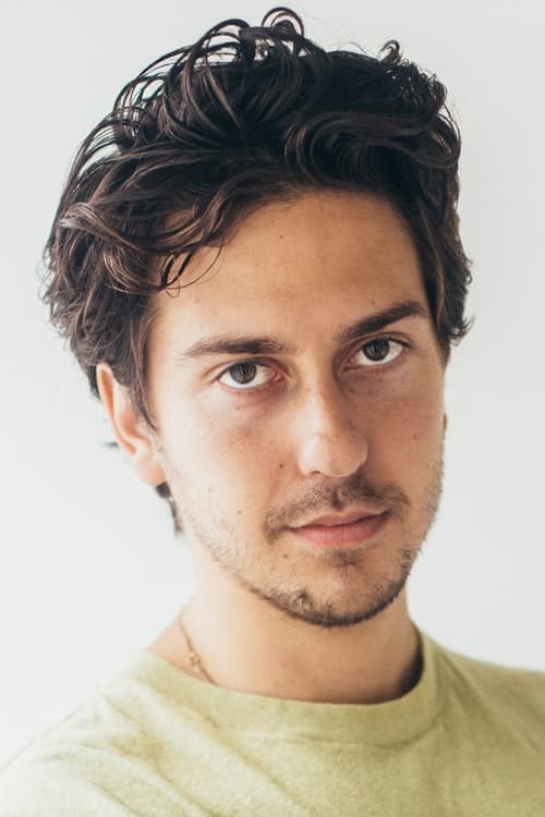 Kép: Nat Wolff színész profilképe