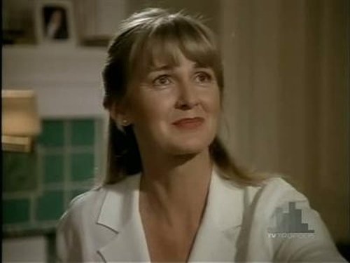 Escena del episodio 4 de la temporada 6 de la serie Beverly Hills, 90210