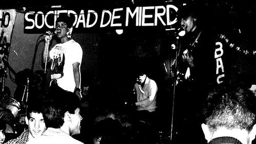 Grito Subterraneo Backdrop Blur